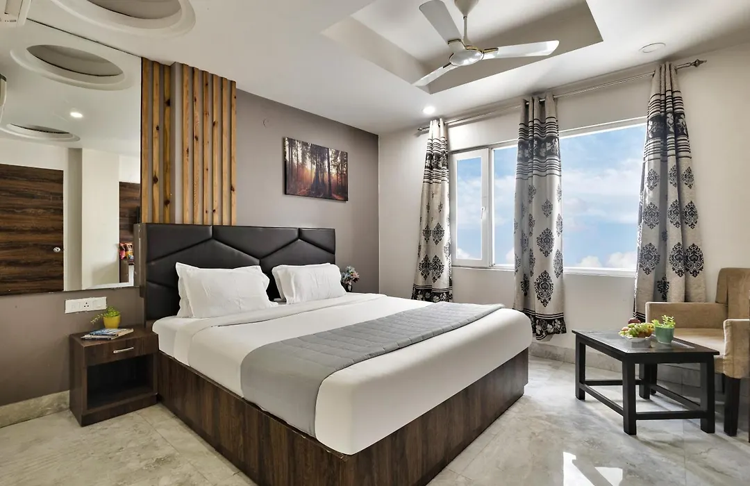 Hotel Delhi Aerocity-1