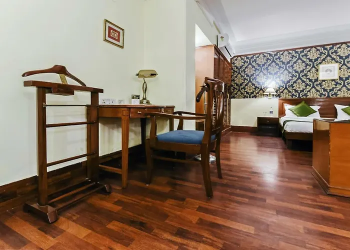 Treebo Trend Trinity Residency Hotel New Delhi